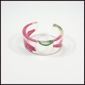 bracelet-resine-large-feuilles-rouge-vert-b-008
