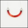 collier-resine-demi-cercle-rouge-002