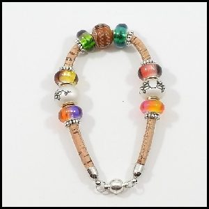 bracelet-liege-9-perles-diverses-couleurs-a-032